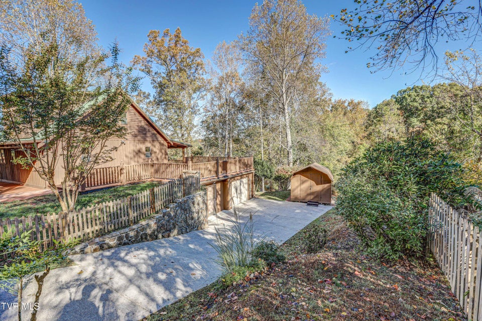 Photo #5: 129 Log Cabin Road