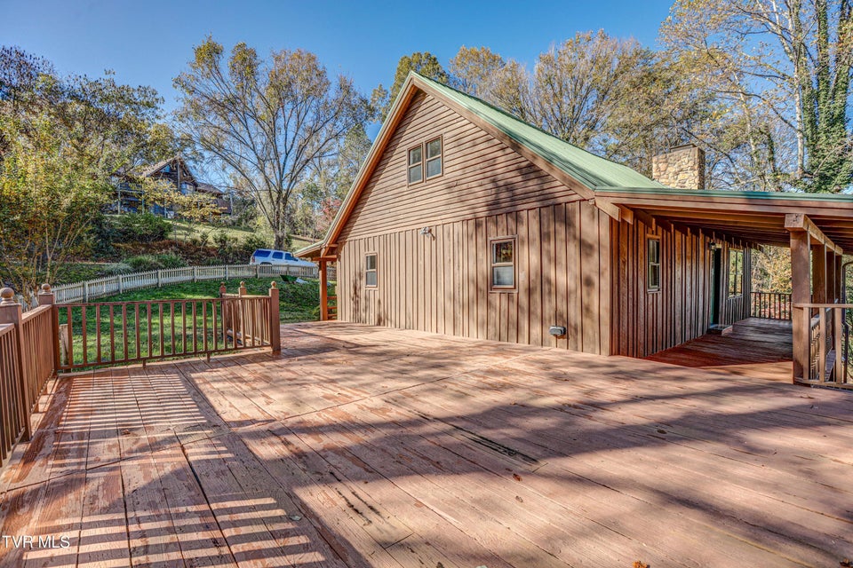 Photo #9: 129 Log Cabin Road