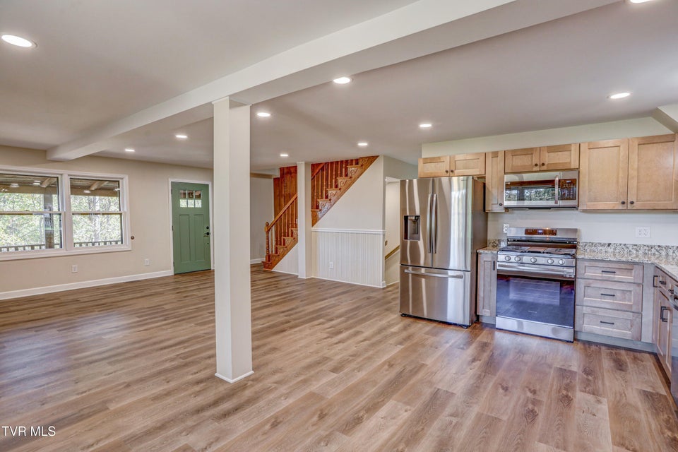 Photo #19: 129 Log Cabin Road