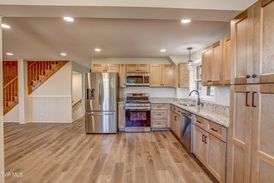 Photo #20: 129 Log Cabin Road