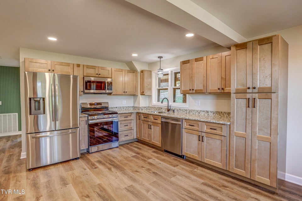 Photo #21: 129 Log Cabin Road