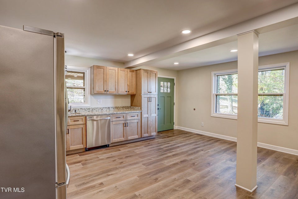 Photo #23: 129 Log Cabin Road