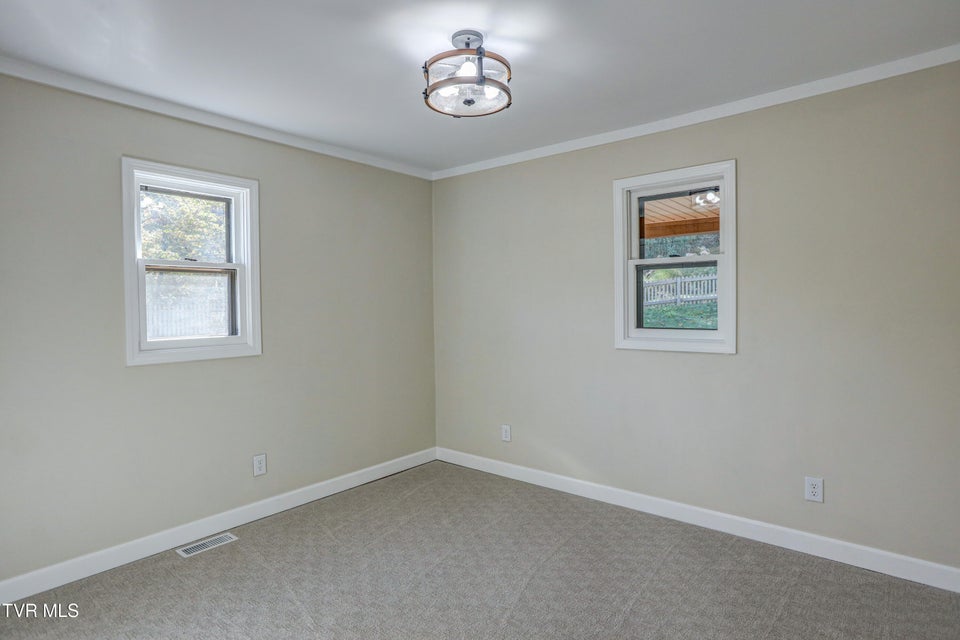 Photo #30: 129 Log Cabin Road