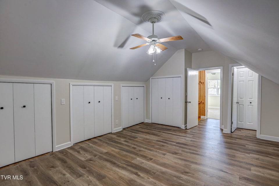 Photo #39: 129 Log Cabin Road