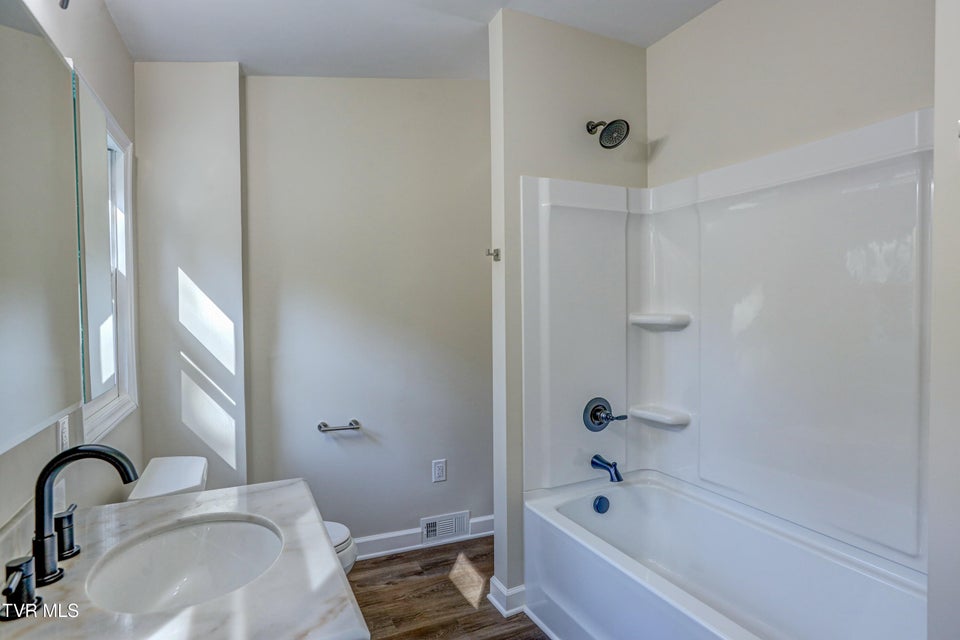 Photo #43: 129 Log Cabin Road