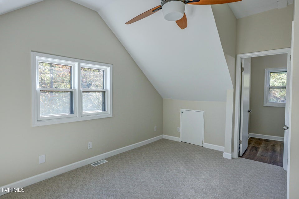 Photo #44: 129 Log Cabin Road