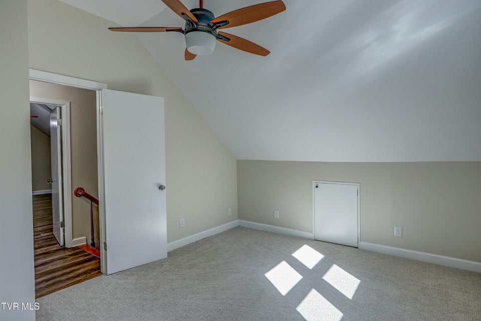 Photo #46: 129 Log Cabin Road