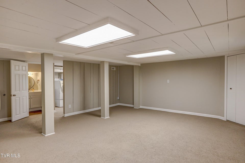 Photo #48: 129 Log Cabin Road