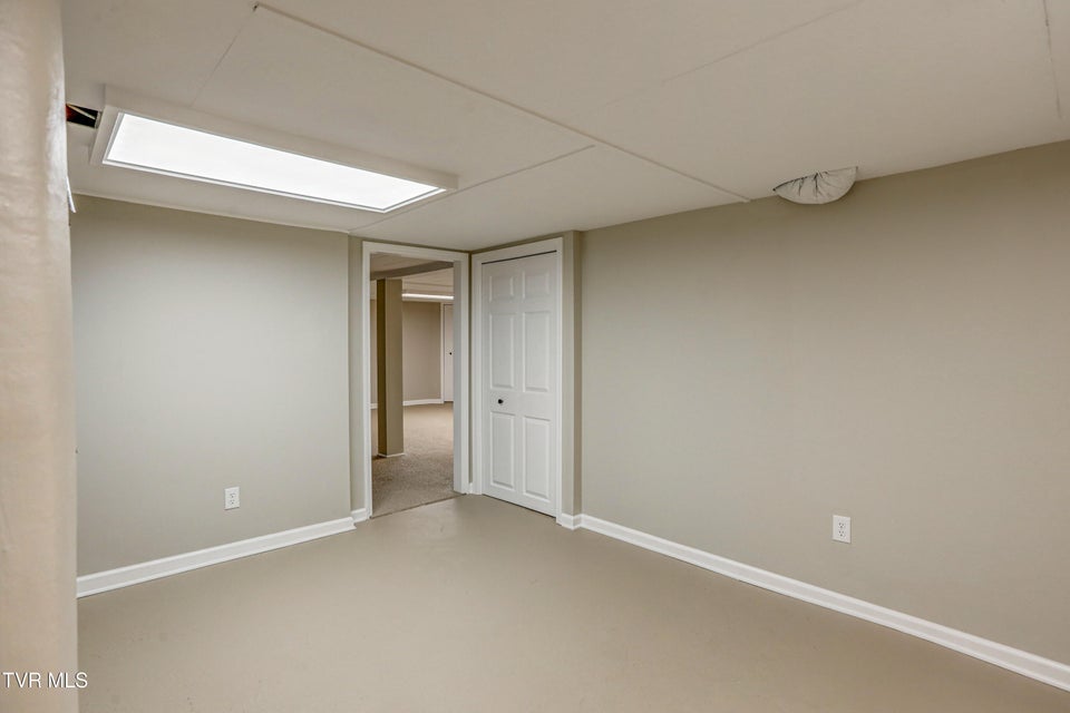 Photo #58: 129 Log Cabin Road