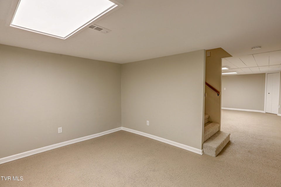 Photo #60: 129 Log Cabin Road