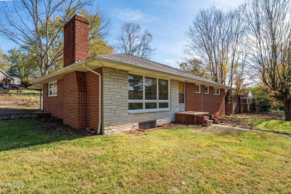 Photo #6: 3601 Montclair Road Road