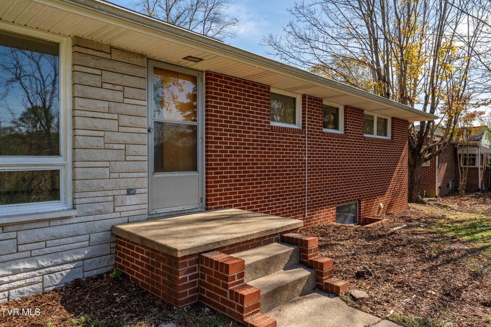 Photo #7: 3601 Montclair Road Road