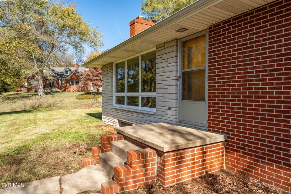 Photo #8: 3601 Montclair Road Road