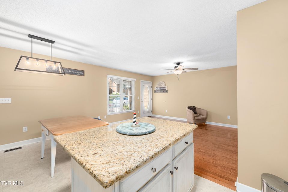 Photo #14: 315 Old Franklin Place