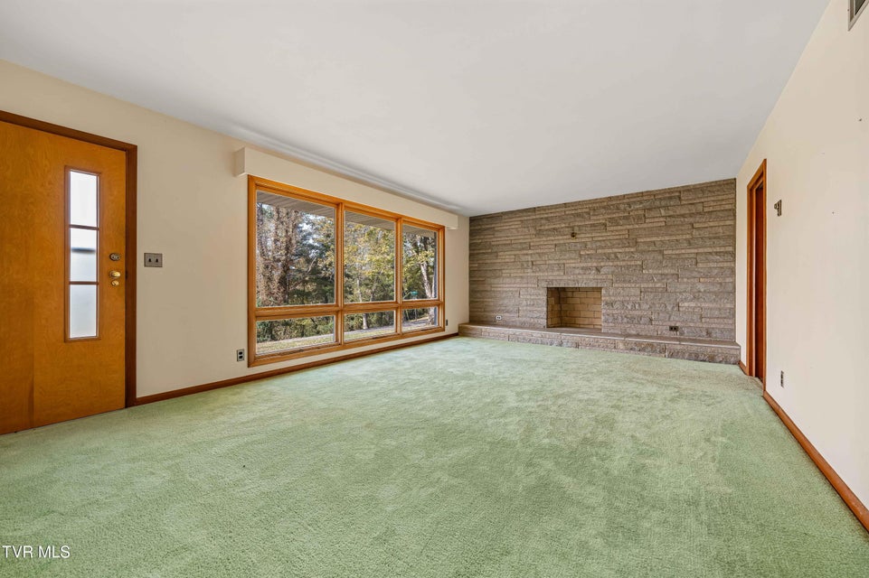 Photo #10: 3601 Montclair Road Road