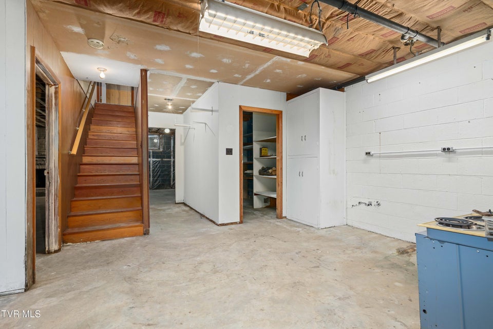 Photo #30: 3601 Montclair Road Road