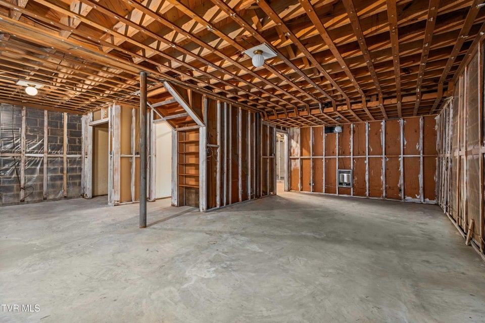 Photo #34: 3601 Montclair Road Road