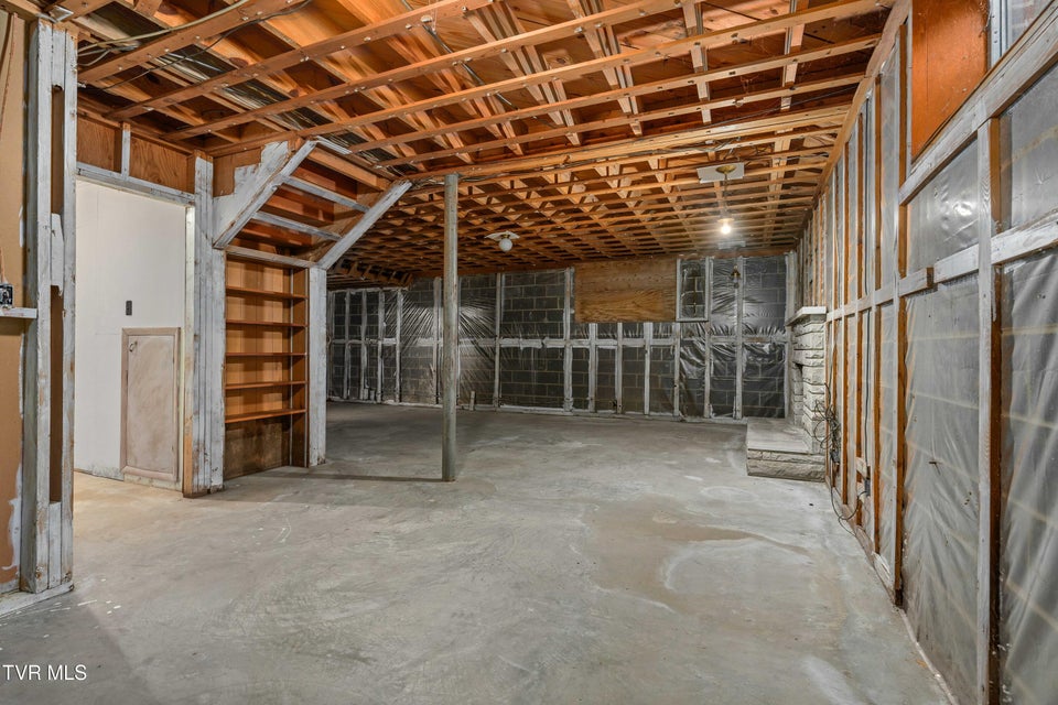 Photo #35: 3601 Montclair Road Road