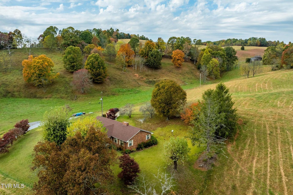 Photo #37: 348 Clinch Valley Road