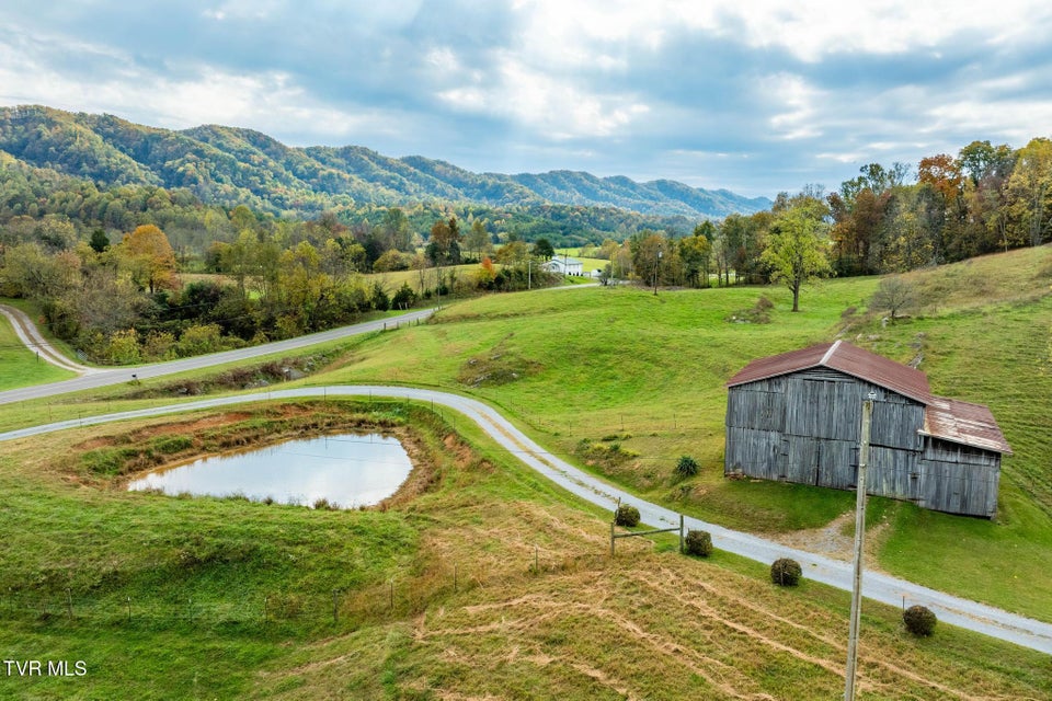 Photo #38: 348 Clinch Valley Road