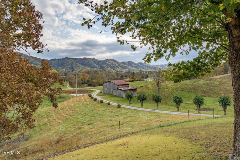 Photo #76: 348 Clinch Valley Road