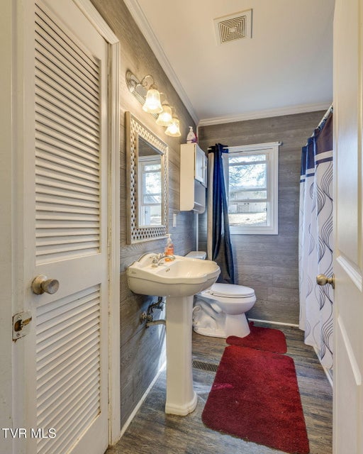 Photo #19: 106 Payne Street