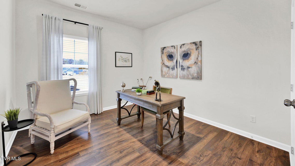 Photo #18: 245 Artist Avenue