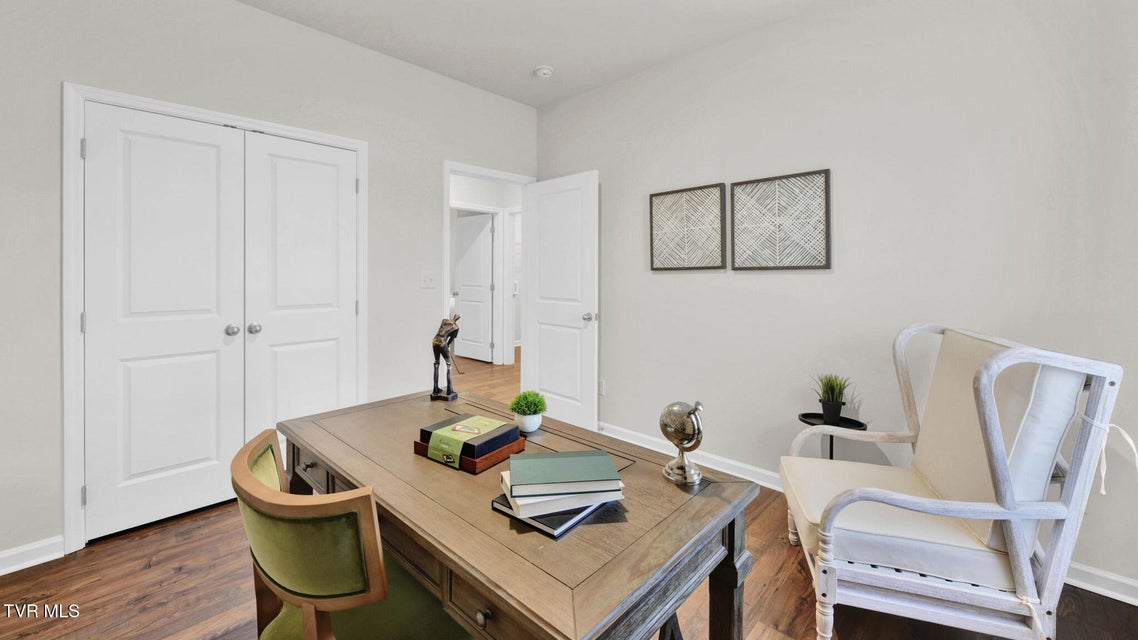 Photo #19: 245 Artist Avenue