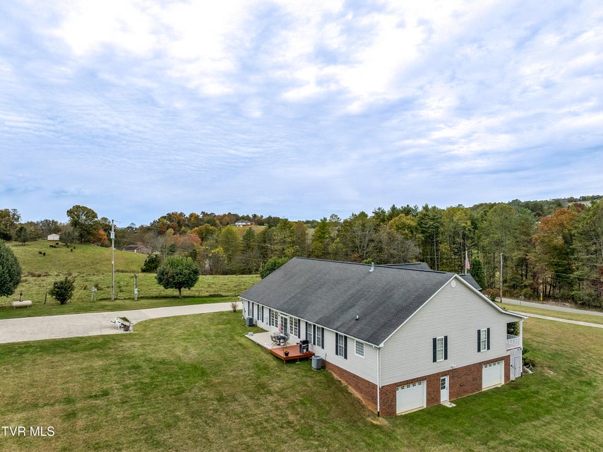 Photo #47: 395 Old Mill Road