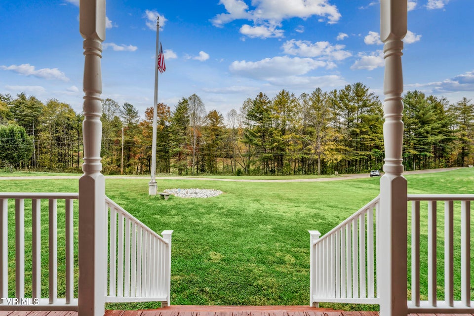 Photo #86: 395 Old Mill Road