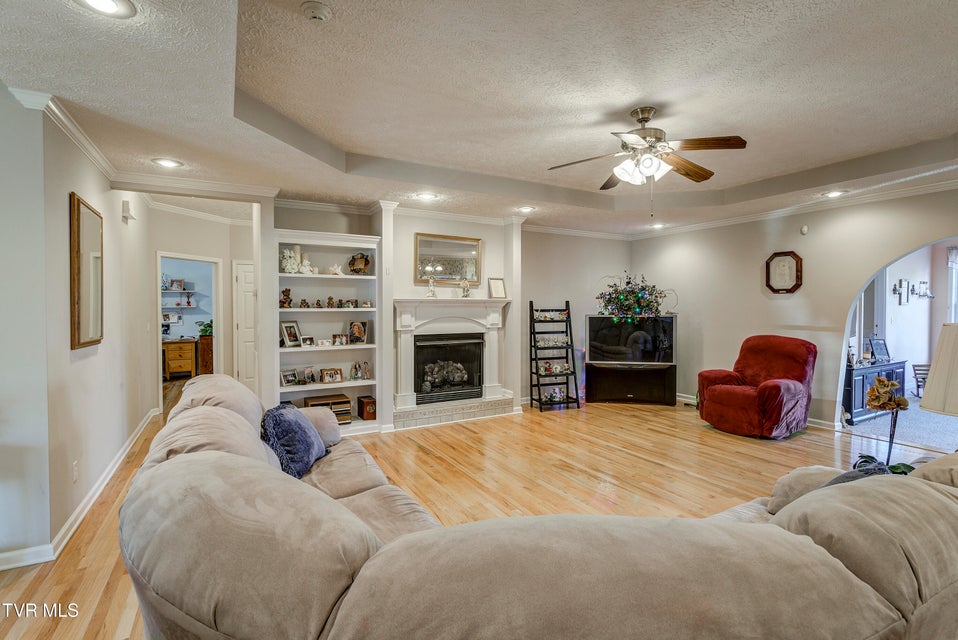 Photo #11: 395 Old Mill Road