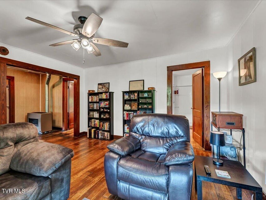 Photo #6: 919 Highway 340