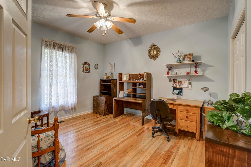 Photo #27: 395 Old Mill Road