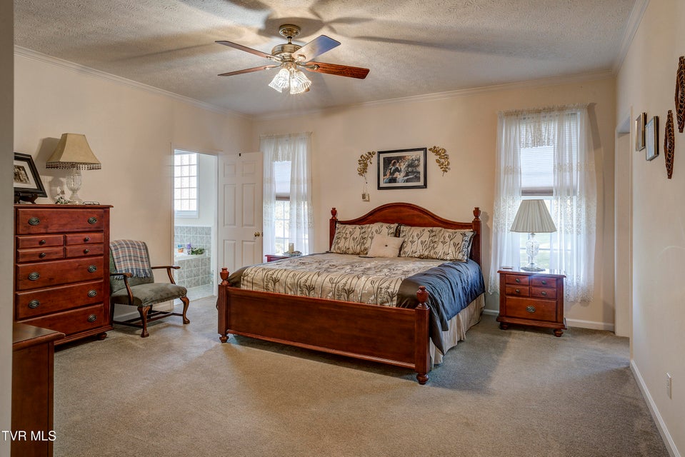 Photo #31: 395 Old Mill Road