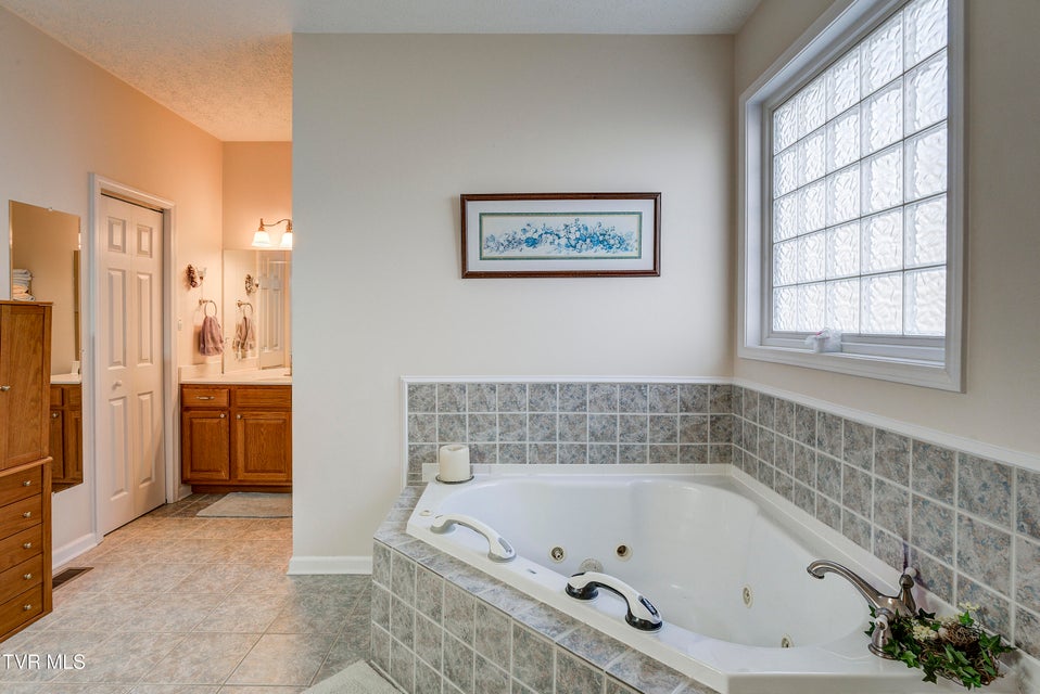 Photo #36: 395 Old Mill Road