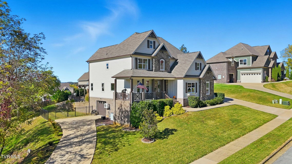 Photo #3: 140 Christine Court