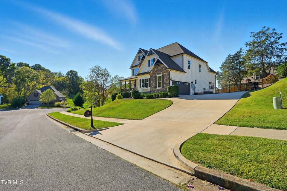 Photo #7: 140 Christine Court