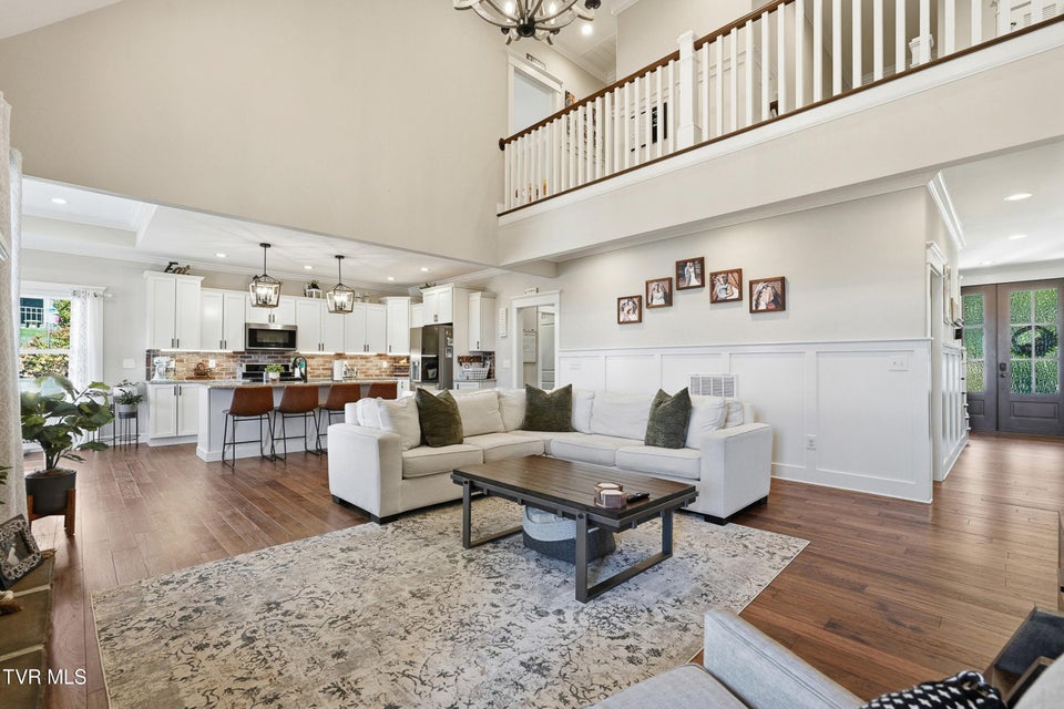 Photo #16: 140 Christine Court