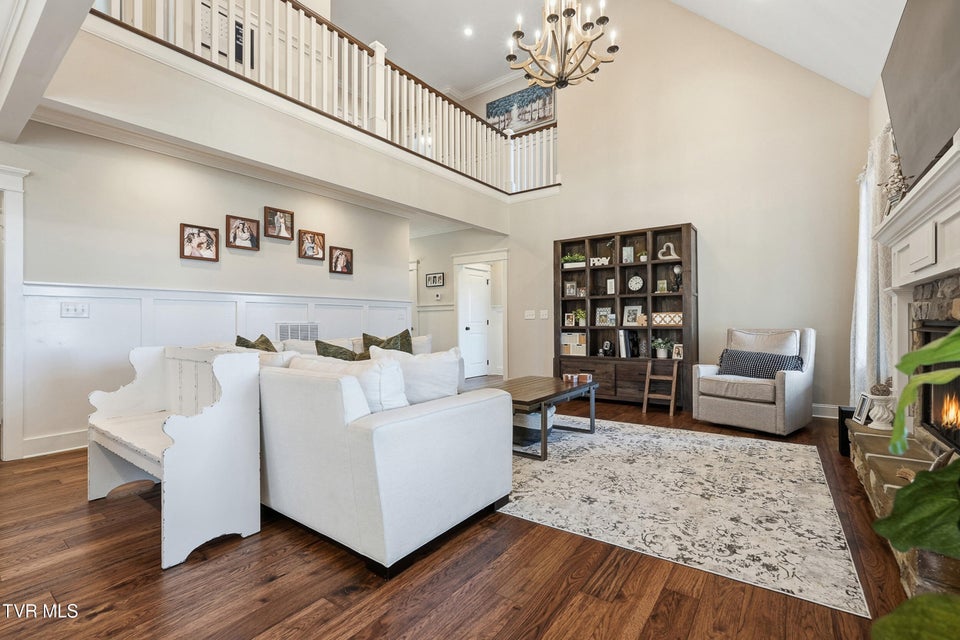 Photo #17: 140 Christine Court