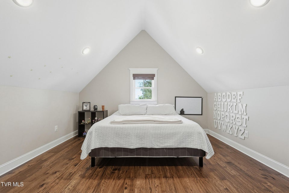 Photo #55: 140 Christine Court