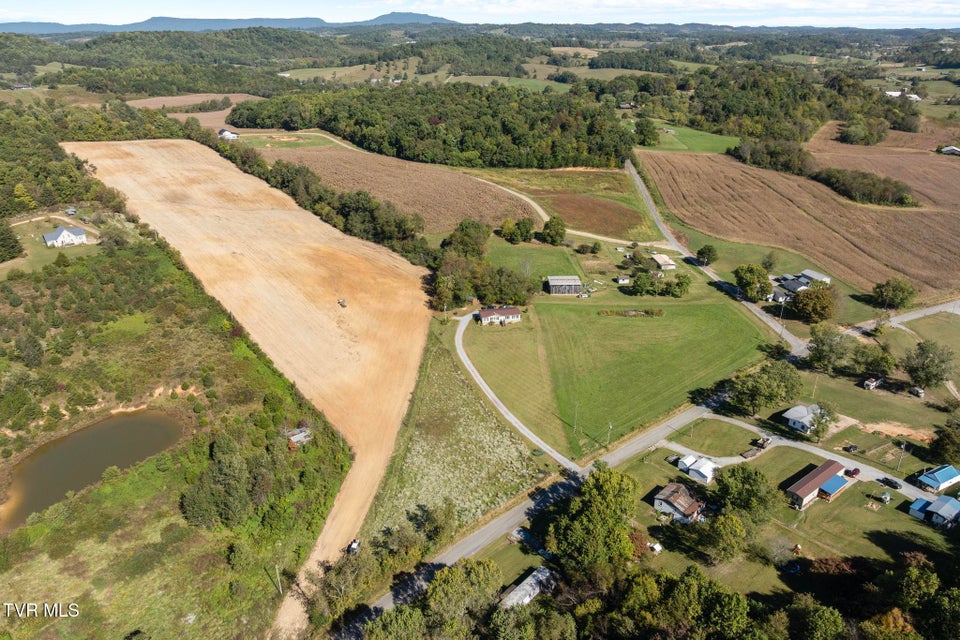 Photo #38: 8535 Old Stage Road