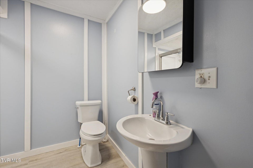 Photo #22: 1320 Mimosa Drive