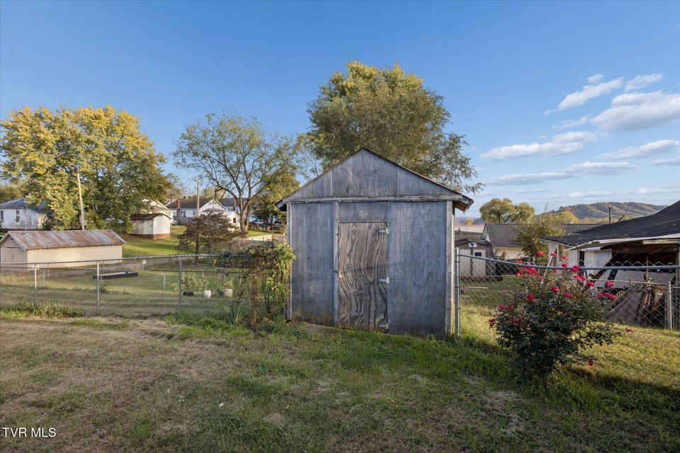 Photo #26: 1320 Mimosa Drive