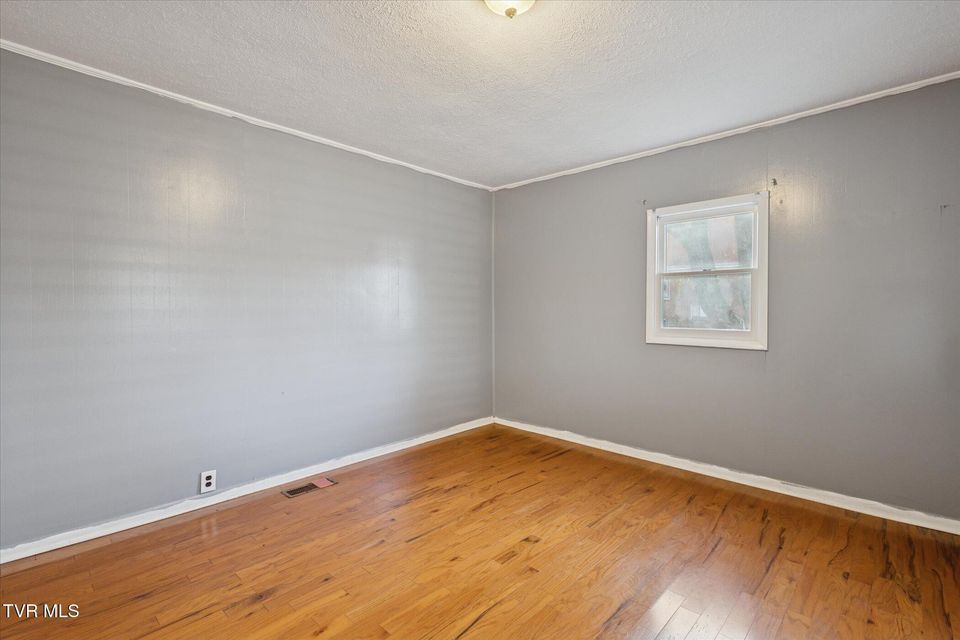 Photo #17: 1320 Mimosa Drive