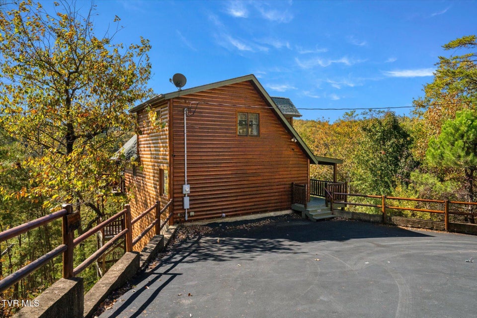 Photo #4: 1560 Starwood Way