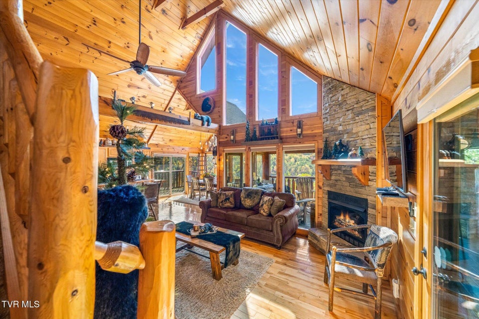 Photo #7: 1560 Starwood Way