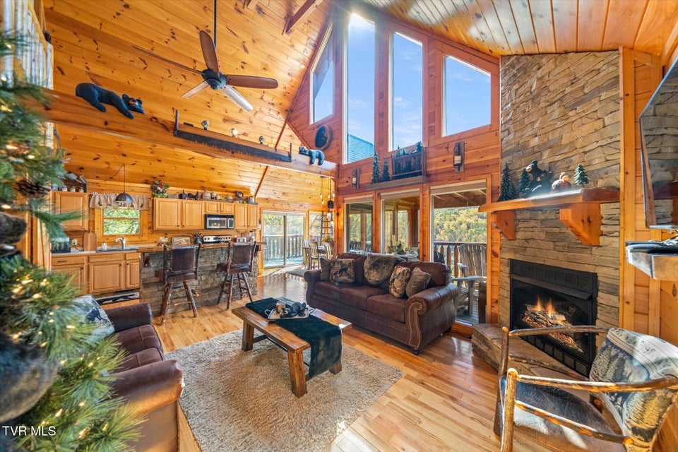 Photo #8: 1560 Starwood Way