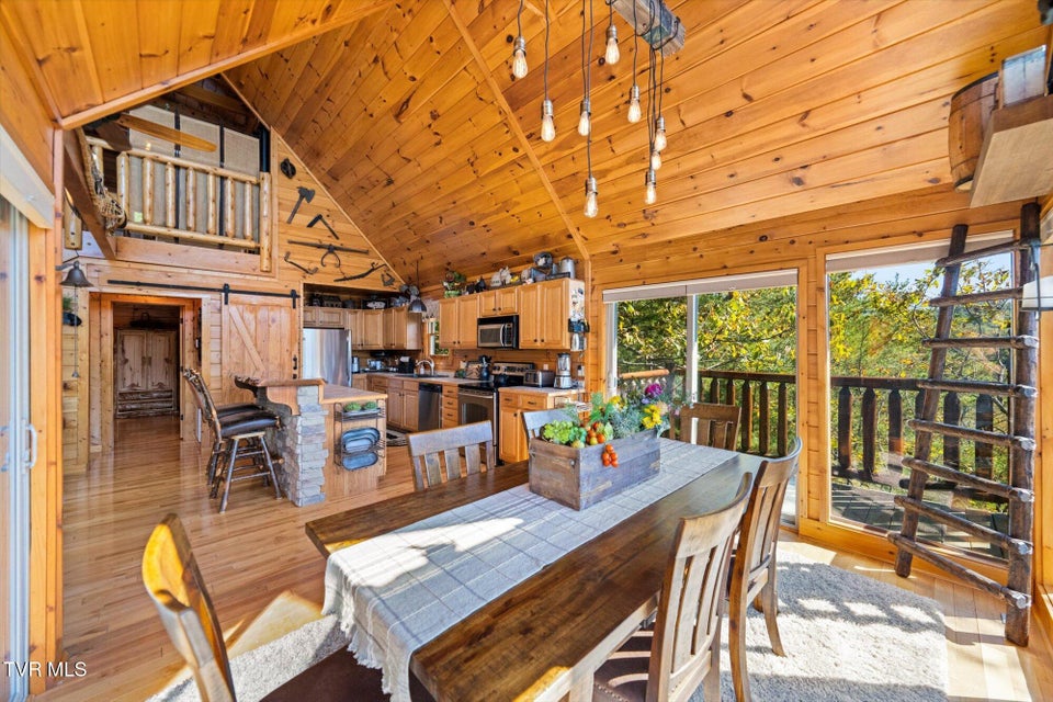 Photo #12: 1560 Starwood Way