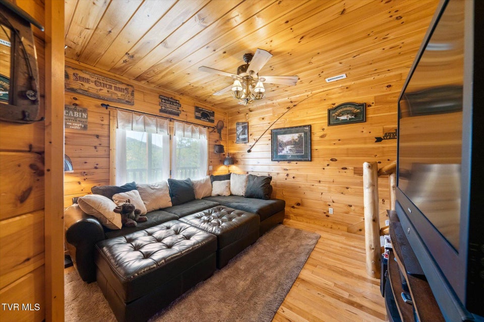 Photo #27: 1560 Starwood Way