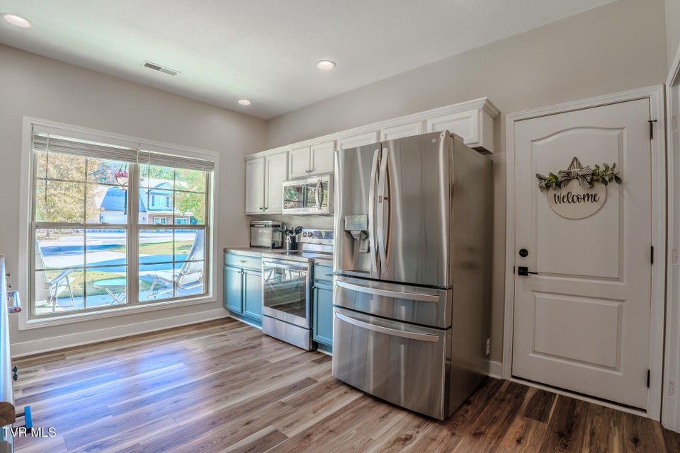 Photo #14: 7159 Grizzly Creek Lane